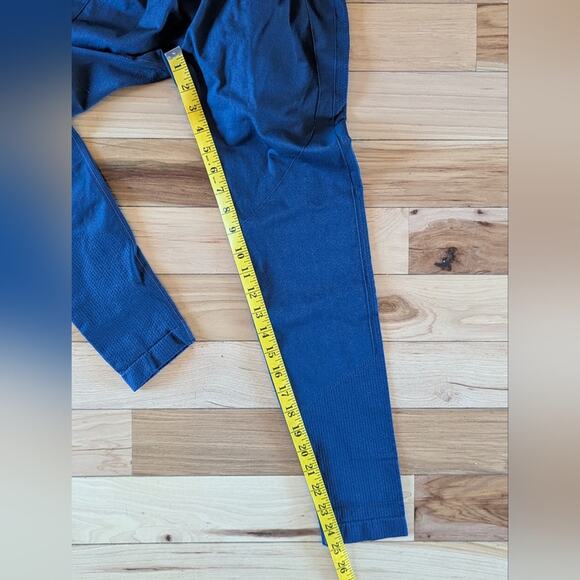 NWT Halara Seamless Butt Lifting Leggings Size Medium - Picture 9 of 9